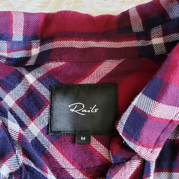 Rails Hunter Plaid Button-Down Shirt in Midnight Burgundy Size Medium - Picture 9 of 14